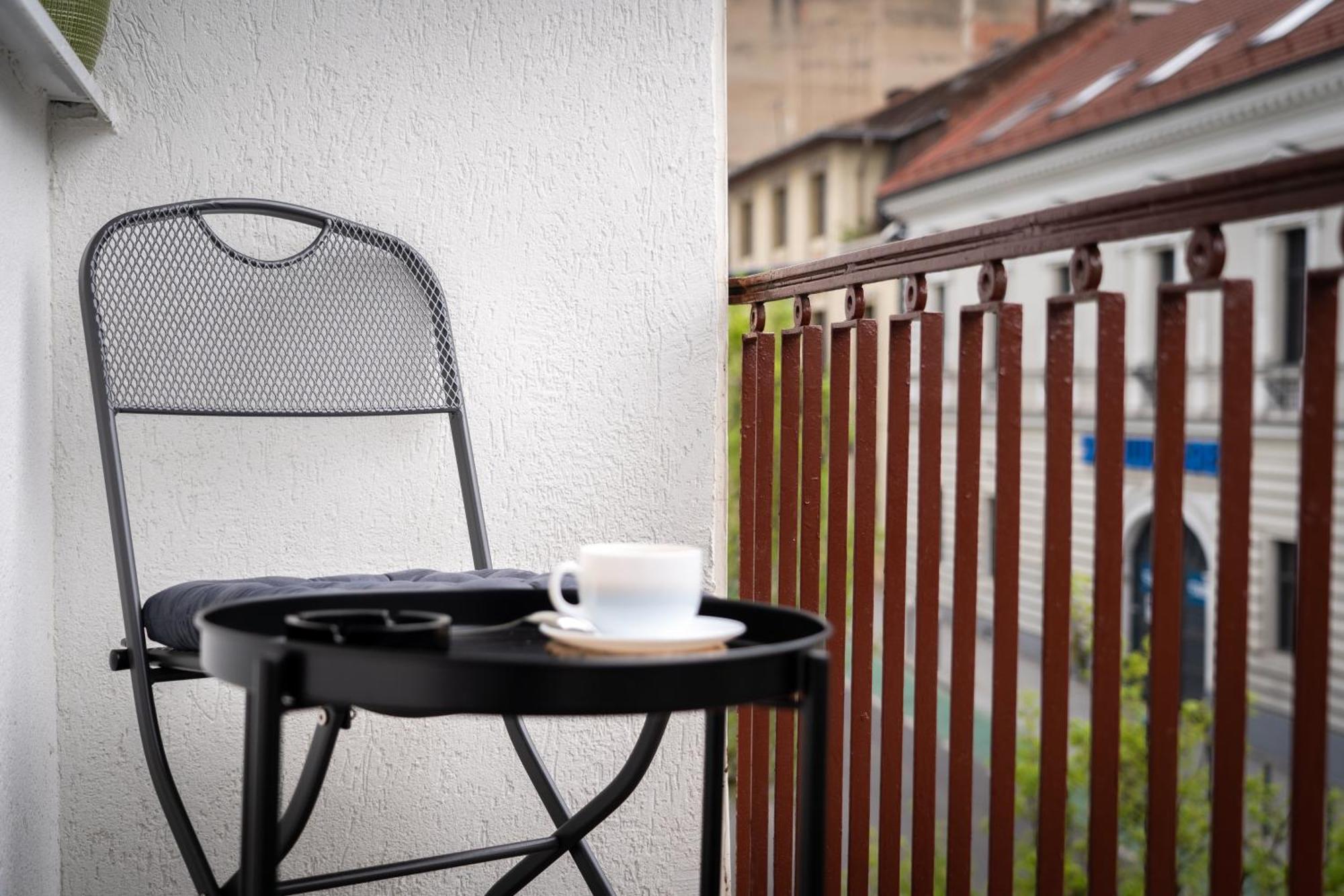 Boho Chic Escape - Hypercenter Apartment Cluj-Napoca Exterior photo